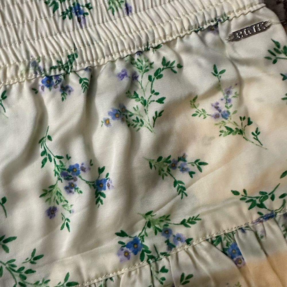 PINK Victoria’s Secret green and purple Floral Ruffle Women Skort - Picture 2 of 2